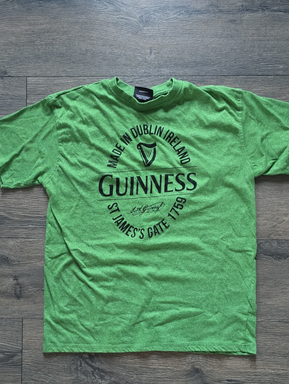 Guinness St. James's Gate 1759 Green Heather Relaxed Fit Tee Size Large